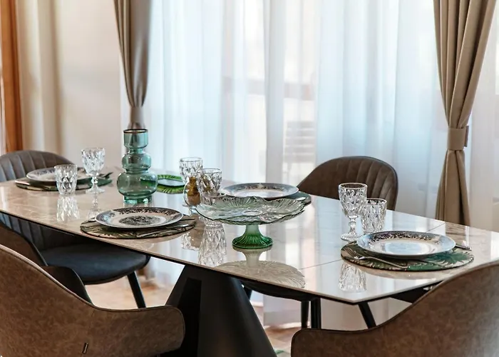 Garden View - By My In * Cernobbio