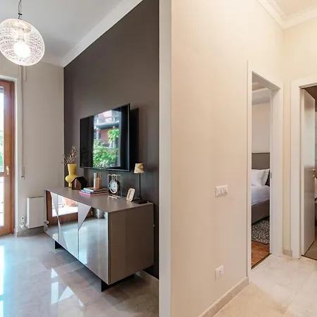 Garden View - By My In Daire Cernobbio