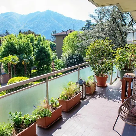Garden View - By My In Apartment Cernobbio